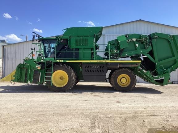 Image of John Deere 7760 equipment image 1