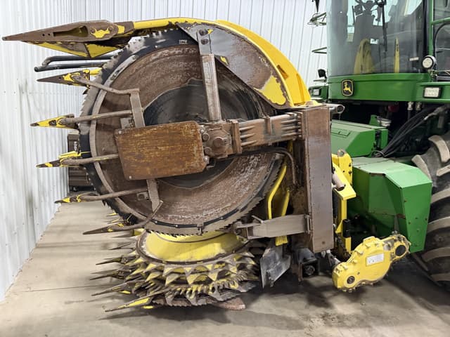 Image of John Deere 778 equipment image 1