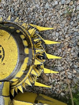 Image of John Deere 778 equipment image 1