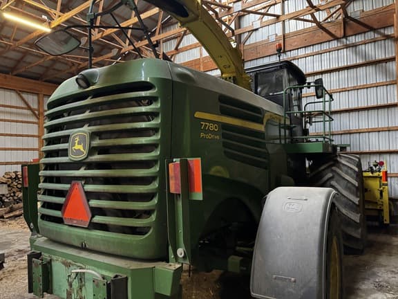 Image of John Deere 7780 equipment image 4