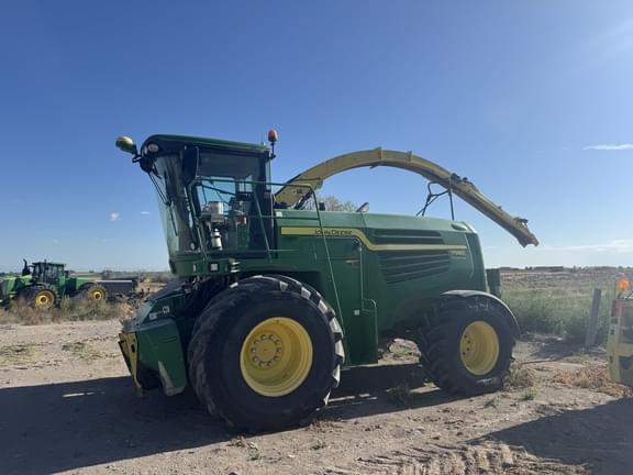 Image of John Deere 7980 equipment image 1