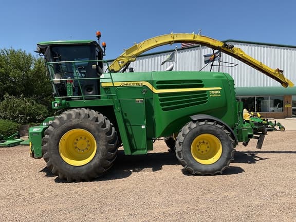 Image of John Deere 7980 equipment image 1