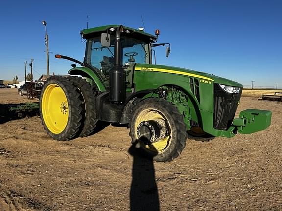 Image of John Deere 8235R Primary image