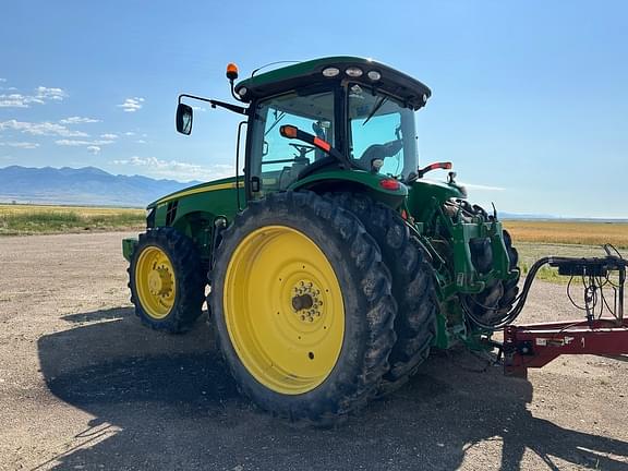 Image of John Deere 8245R equipment image 4