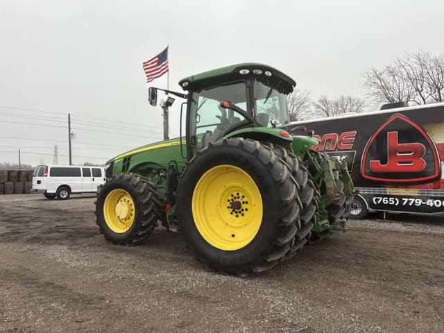 Image of John Deere 8245R equipment image 2