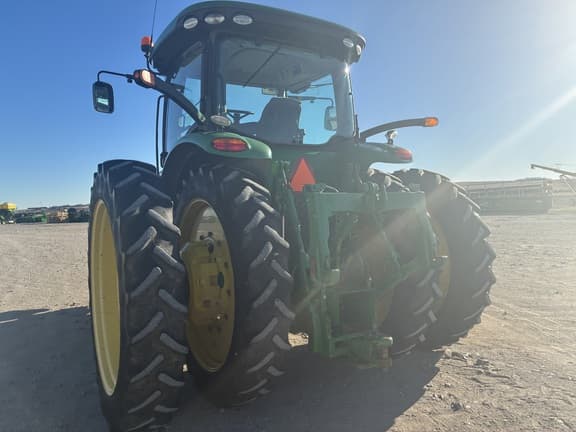 Image of John Deere 8245R equipment image 4