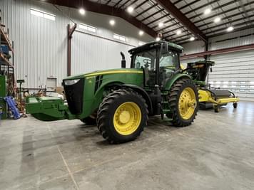 Main image John Deere 8245R