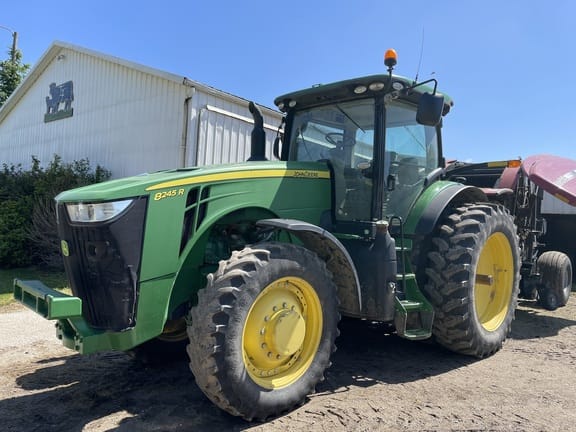 Main image John Deere 8245R