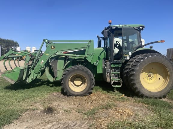 Image of John Deere 8245R equipment image 1