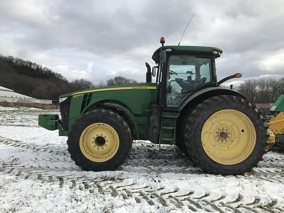 Image of John Deere 8245R equipment image 3