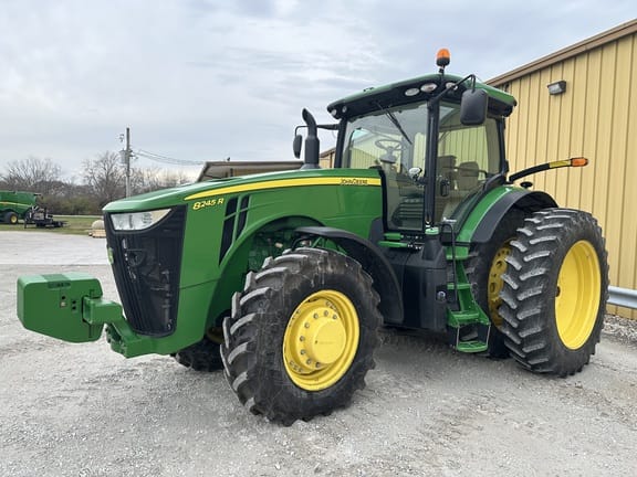 Main image John Deere 8245R