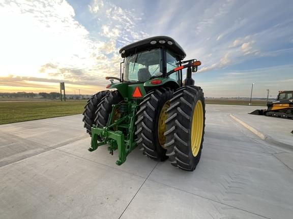 Image of John Deere 8245R equipment image 1