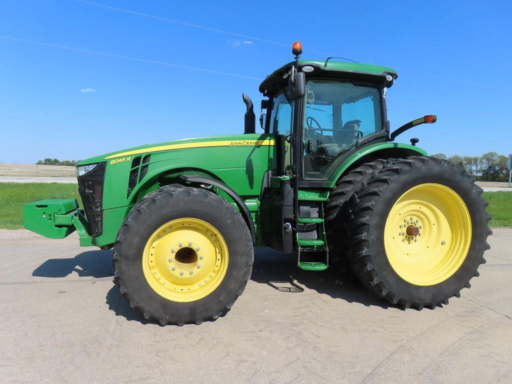 Image of John Deere 8245R Primary image