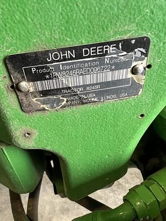 Image of John Deere 8245R equipment image 3