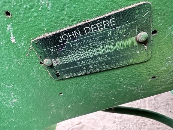 Image of John Deere 8245R equipment image 2