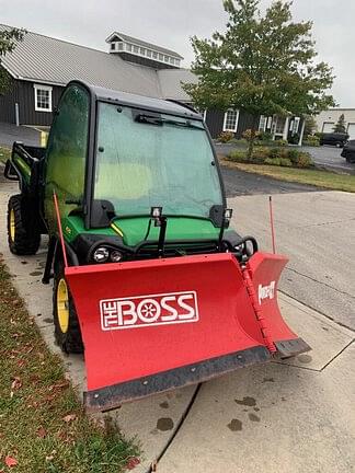 Image of John Deere Gator XUV 825i equipment image 2