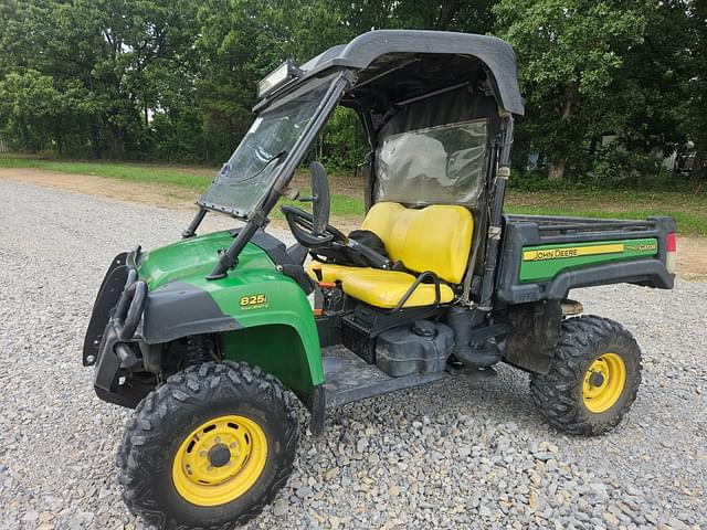 Image of John Deere Gator XUV 825i equipment image 1