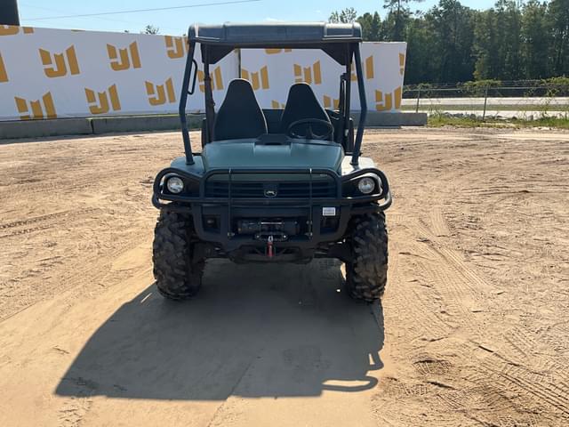 Image of John Deere Gator XUV 825i equipment image 1