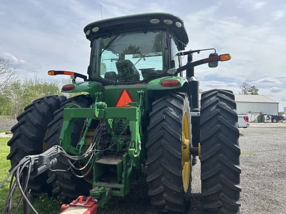 Image of John Deere 8270R equipment image 4