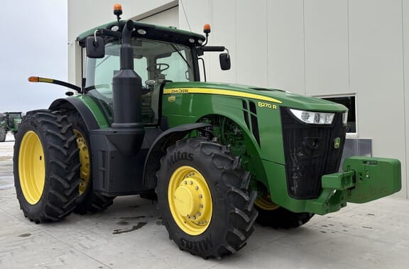 2014 John Deere 8270R Equipment Image0