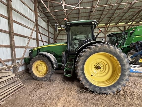 Image of John Deere 8270R equipment image 3