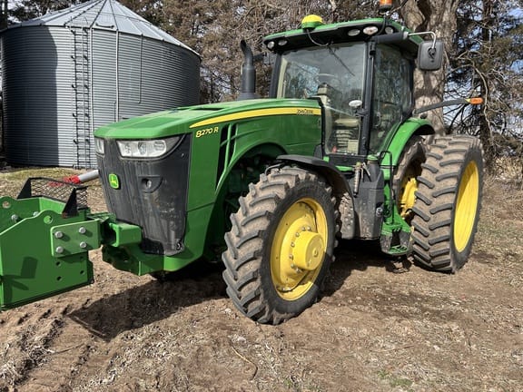2014 John Deere 8270R Equipment Image0