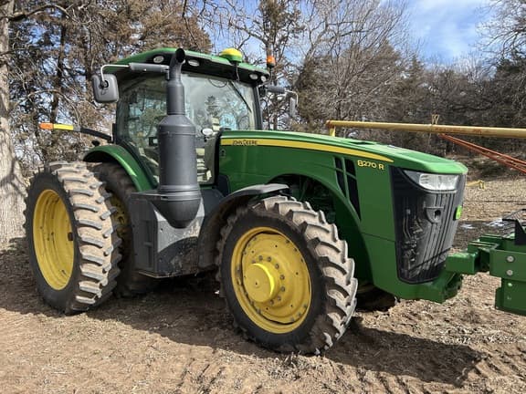Image of John Deere 8270R equipment image 4