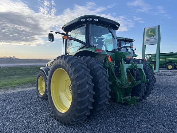 Image of John Deere 8270R equipment image 2