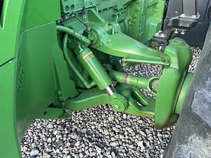 Main image John Deere 8270R 11