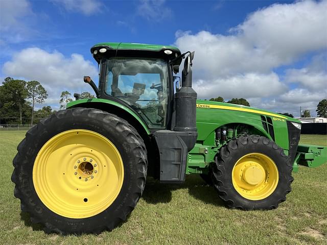 Image of John Deere 8270R equipment image 2