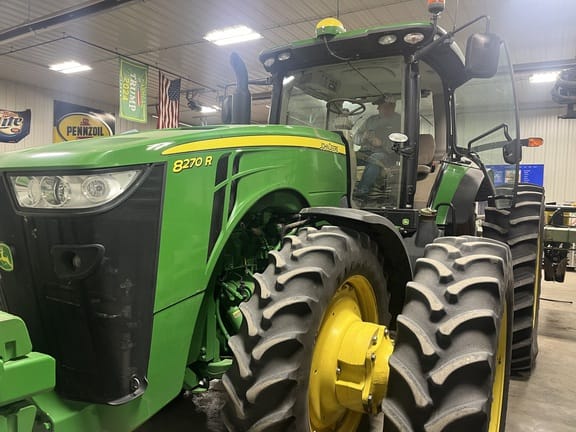 2014 John Deere 8270R Equipment Image0