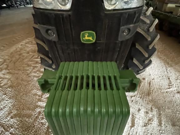Image of John Deere 8270R equipment image 3