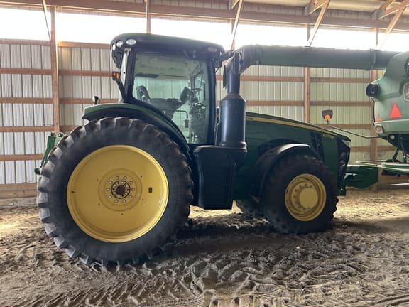 Image of John Deere 8270R Primary image