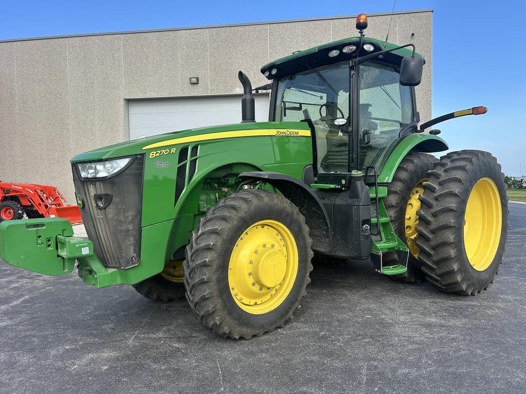 Image of John Deere 8270R Primary image
