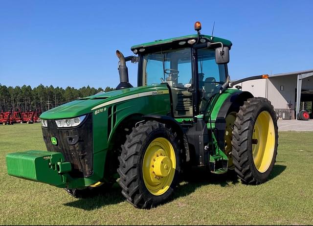 Image of John Deere 8270R equipment image 1