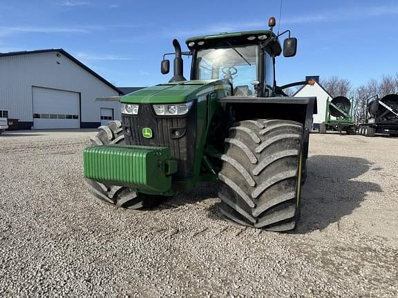 Image of John Deere 8270R equipment image 1