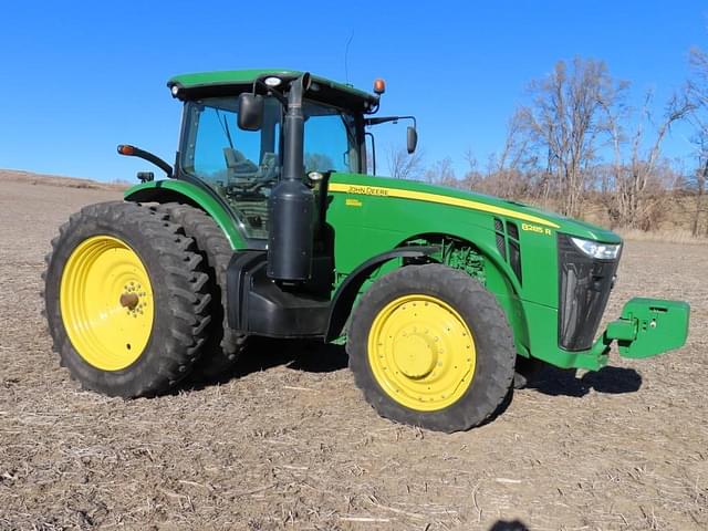 Image of John Deere 8285R equipment image 4