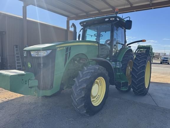 Image of John Deere 8285R equipment image 2