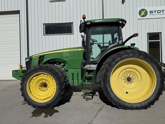 Image of John Deere 8285R equipment image 1