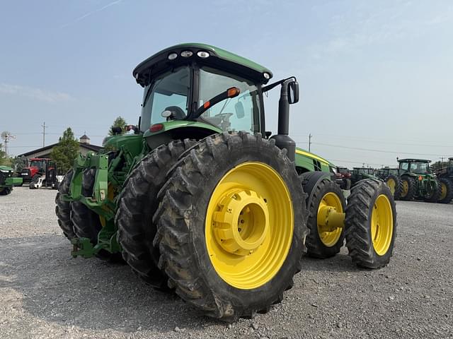 Image of John Deere 8285R equipment image 4