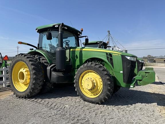 Image of John Deere 8285R Primary image