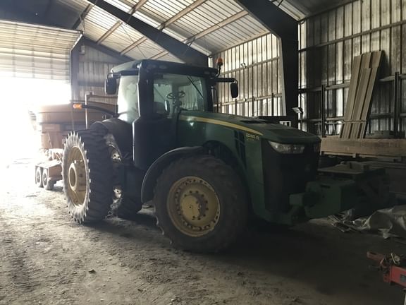 2014 John Deere 8285R Equipment Image0