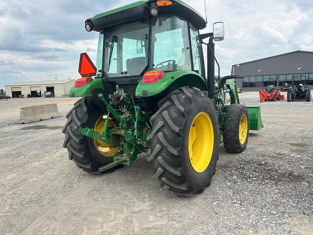 Image of John Deere 8285R equipment image 3