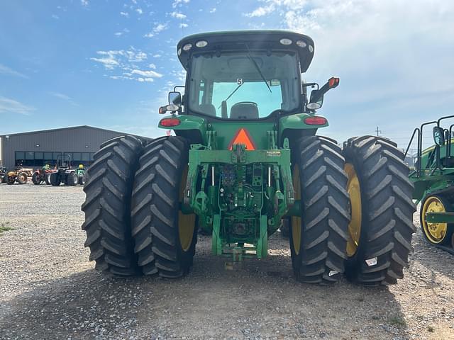 Image of John Deere 8285R equipment image 4