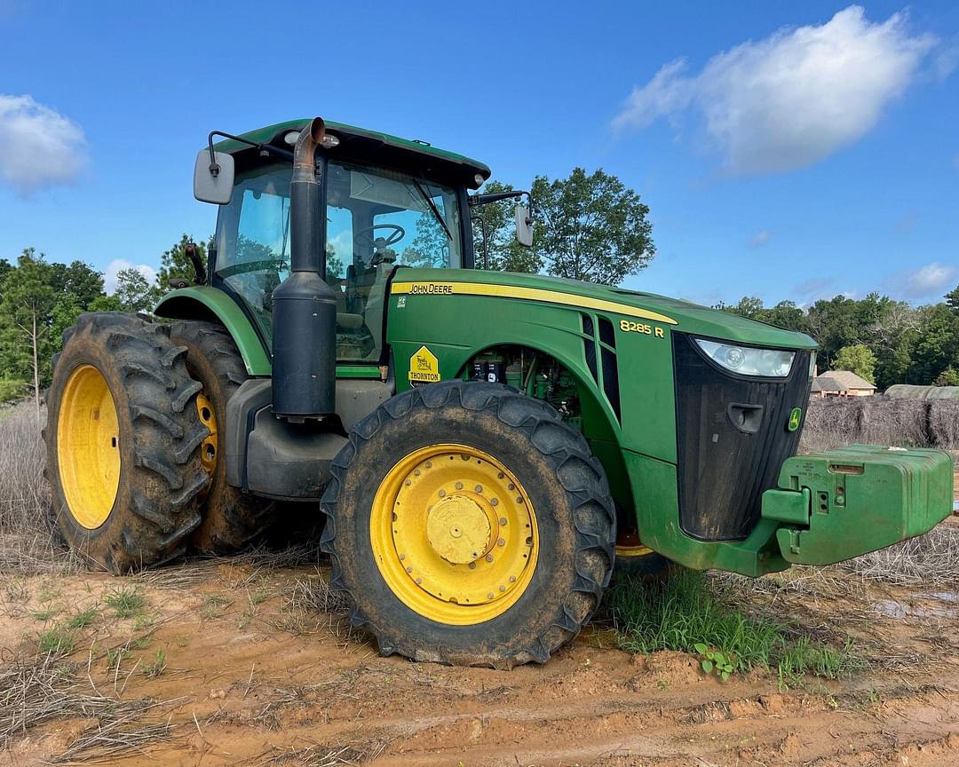 Image of John Deere 8285R Image 0