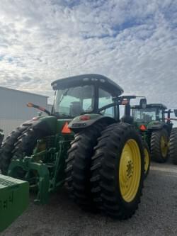 Image of John Deere 8295R equipment image 2