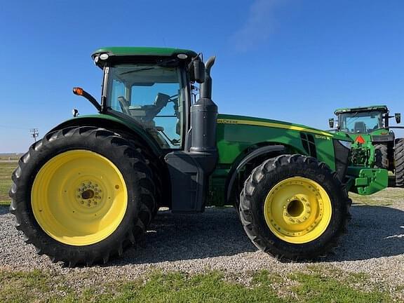 Image of John Deere 8295R equipment image 3