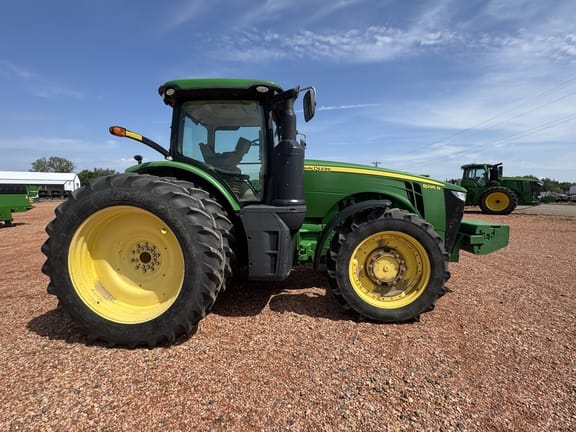 2014 John Deere 8295R Equipment Image0