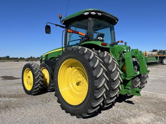 Image of John Deere 8295R equipment image 2