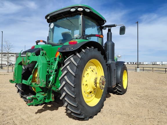 Image of John Deere 8295R equipment image 4